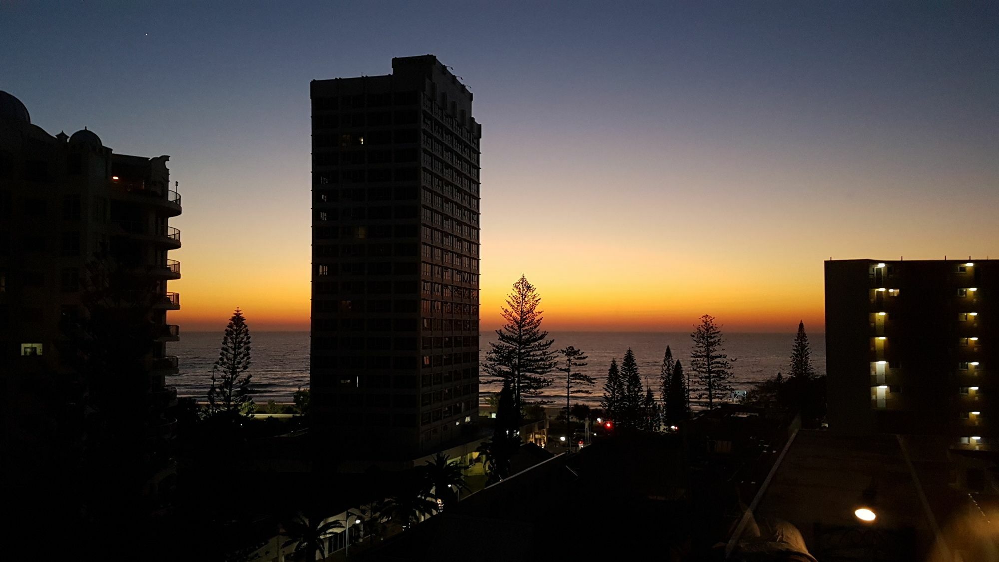 Monte Carlo Apartment Surfers Paradise Luaran gambar